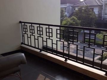 Rumah Nyaman & Asri Tengah Kota 2 Lt Type 250 LT 370 M2 , Perumahan Batununggal, Kodya Bandung