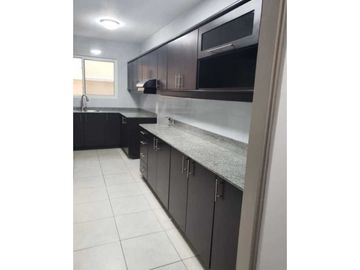 VENDO CASA EN VILLA ALTA BRISAS DEL GOLF