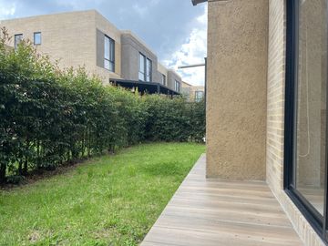 casa en venta en cajicá. Cod V8234630