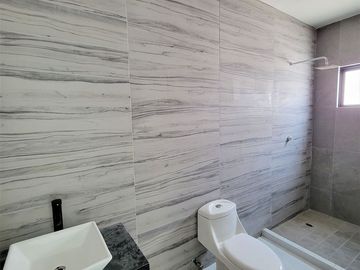 Casa en venta en Veracruz, Lomas del Sol 3 habitaciones alberca