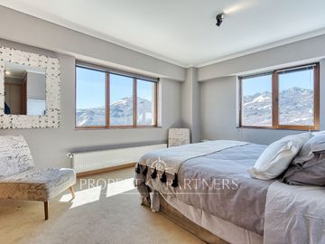 Valle Nevado, salida directa a las pistas, completamente remodelado y amoblado
