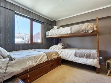 Valle Nevado, salida directa a las pistas, completamente remodelado y amoblado