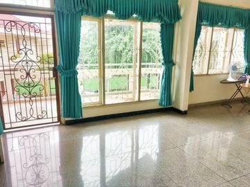 Rumah Nyaman di Bukit Duri Tebet Jakarta Selatan