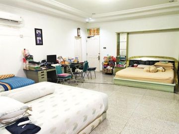 Rumah Nyaman di Bukit Duri Tebet Jakarta Selatan