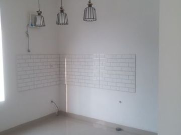 Rumah di Cikunir Bekasi Selatan,2 Lantai Deket Stasiun LRT