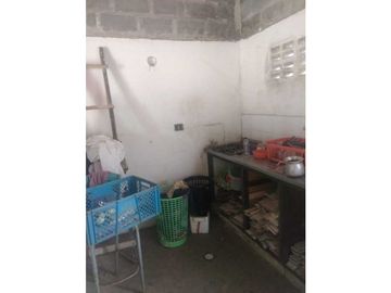 VENTA DE CASA EN EL BARRIO LOS ROBLES, MONTERIA