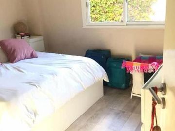OPORTUNIDAD.- Luminoso departamento de 4 ambientes con balcón  Acas.-Vias/Santa Fe