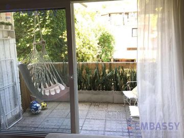 OPORTUNIDAD.- Luminoso departamento de 4 ambientes con balcón  Acas.-Vias/Santa Fe