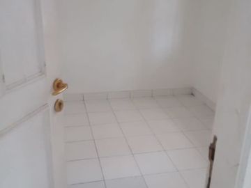 Dijual Rumah Taman Chrysant 1 BSD Rapi Siap Huni Cluster Nyaman Blok I4 Kencana Loka BSD City Tangerang