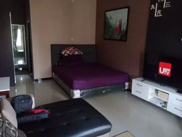 Dijual rumah full furnish taman wisata* *Tropodo Sidoarjo*