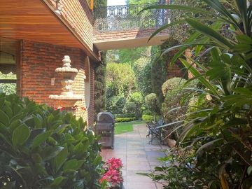 Preciosa Casa en Venta Bosque de Tlalpan Fraccionamiento con alta seguridad