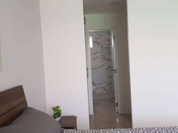 Venta de Casa en la Urb. Casa Laguna, Aurora, cerca del C.C Riocentro el Dorado.