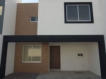 CASA EN VENTA EN CUAUTLANCINGO PUEBLA CON ROOF GARDEN