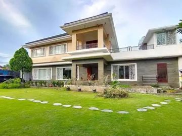 Rumah Super Mewah Luxury Elegant Tanah Luas Kawasan Elite Seturan Maguwoharjo
