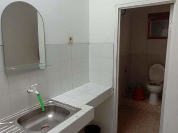 Rumah Kontrakan dan Toko Siap Huni Sangat Strategis di Ciwaruga Parongpong Bandung Barat