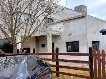 Casa en venta en Florencio Varela Oeste