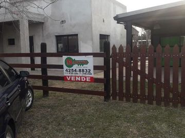 Casa en venta en Florencio Varela Oeste