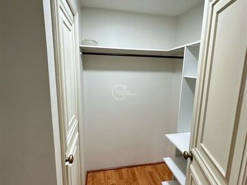 Departamento en arriendo de 2 dorm. en Las Condes