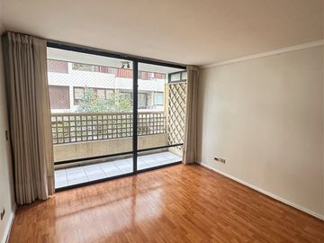 Departamento en arriendo de 2 dorm. en Las Condes