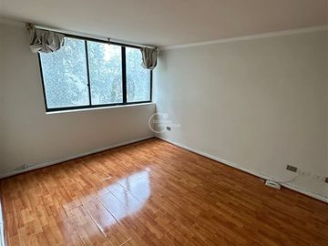Departamento en arriendo de 2 dorm. en Las Condes