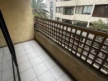Departamento en arriendo de 2 dorm. en Las Condes