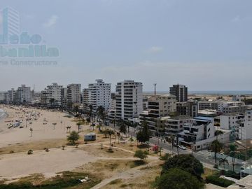 VENTA DE TERRENO AL PIE DEL MALECON DE SALINAS