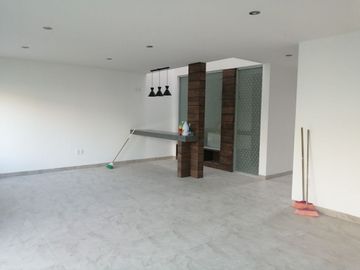Preciosa Residencia en Colinas de Juriquilla, 4ta Recamara en PB, Roof Garden,..
