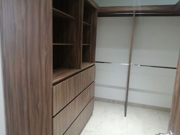Preciosa Residencia en Colinas de Juriquilla, 4ta Recamara en PB, Roof Garden,..