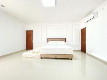 Villa for sale sea and mountain views at Pecatu Indah Resort Bali