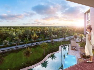Departamento con campo de golf en Yucatan Country Club.