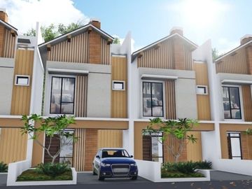 Punya Rumah 3LT dgn Kolam Renang Pribadi Dibawah 1M Cihanjuang Cimahi