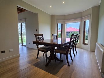 Casa en arriendo de 7 dorm. en Puerto Varas