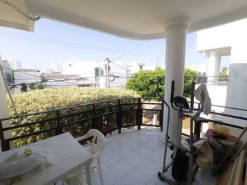 CASA EN VENTA BARRIO LA CASTELLANA | 961