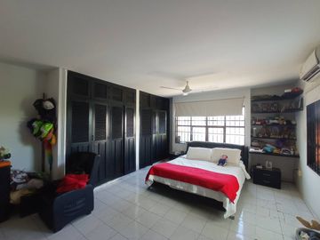 CASA EN VENTA BARRIO LA CASTELLANA | 961