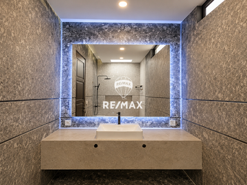 Investasi terbaik! Private pool, rumah Hook 2 lantai terbaik di cluster jelita alam sutera