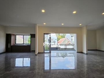 Investasi terbaik! Private pool, rumah Hook 2 lantai terbaik di cluster jelita alam sutera