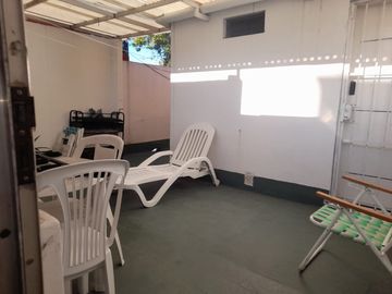 Venta PH 3 amb. c/ Terraza. Al frente. Entrada ind. Sin Expensas