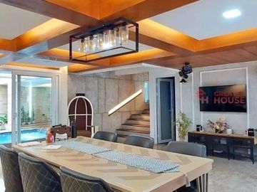 FOR SALE 3BR SCANDINAVIAN STYLE HOUSE AT BANGKA KEMANG