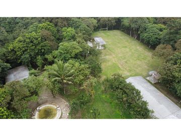 🌴 ¡Descubre tu paraíso en Pacoche, Manta! 🌳Quinta en venta