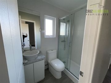 Casa en arriendo de 4 dorm. en Puerto Varas