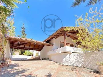 Venta casa Quinchamalí, 3 Dorm. en suite, servicio, estar