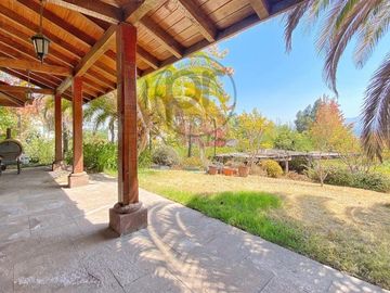 Venta casa Quinchamalí, 3 Dorm. en suite, servicio, estar