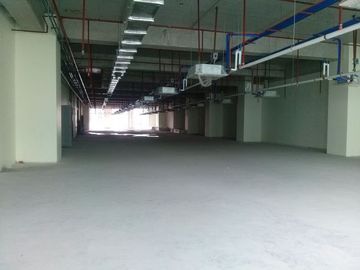 1,749.74 sqm Bare shell Office space for Lease in Bonifacio Global City, Taguig City