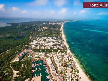 Condominio vista a la laguna y el mar, piscina, club de playa en pre-venta.