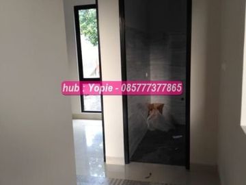 Dijual rumah 2 lantai di depok