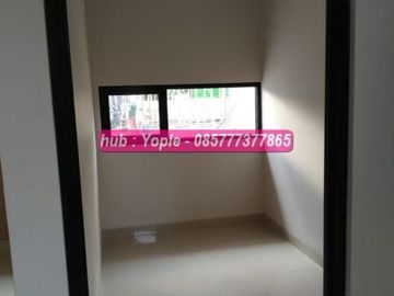Dijual rumah 2 lantai di depok
