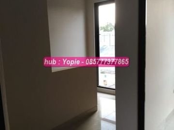 Dijual rumah 2 lantai di depok