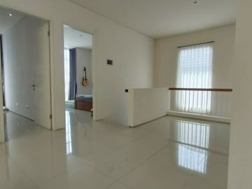 DIJUAL RUMAH MEWAH DI DIENG KOTA MALANG