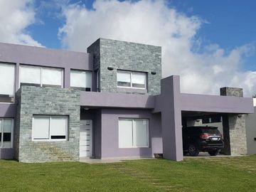 Casa en Costa Esmeralda - Deportiva I