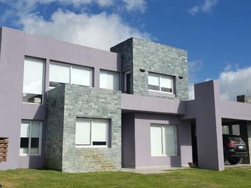 Casa en Costa Esmeralda - Deportiva I